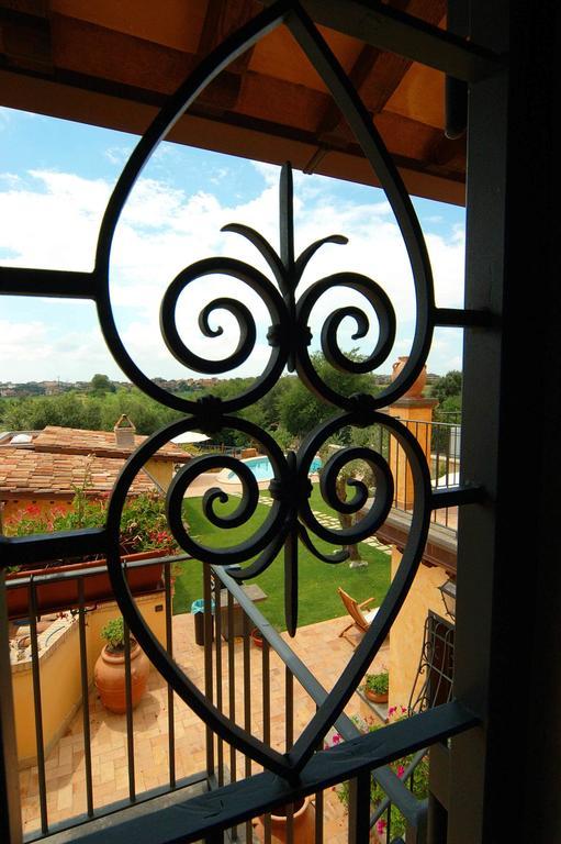 La Valle Dei Casali Com Frühstückspension Rom